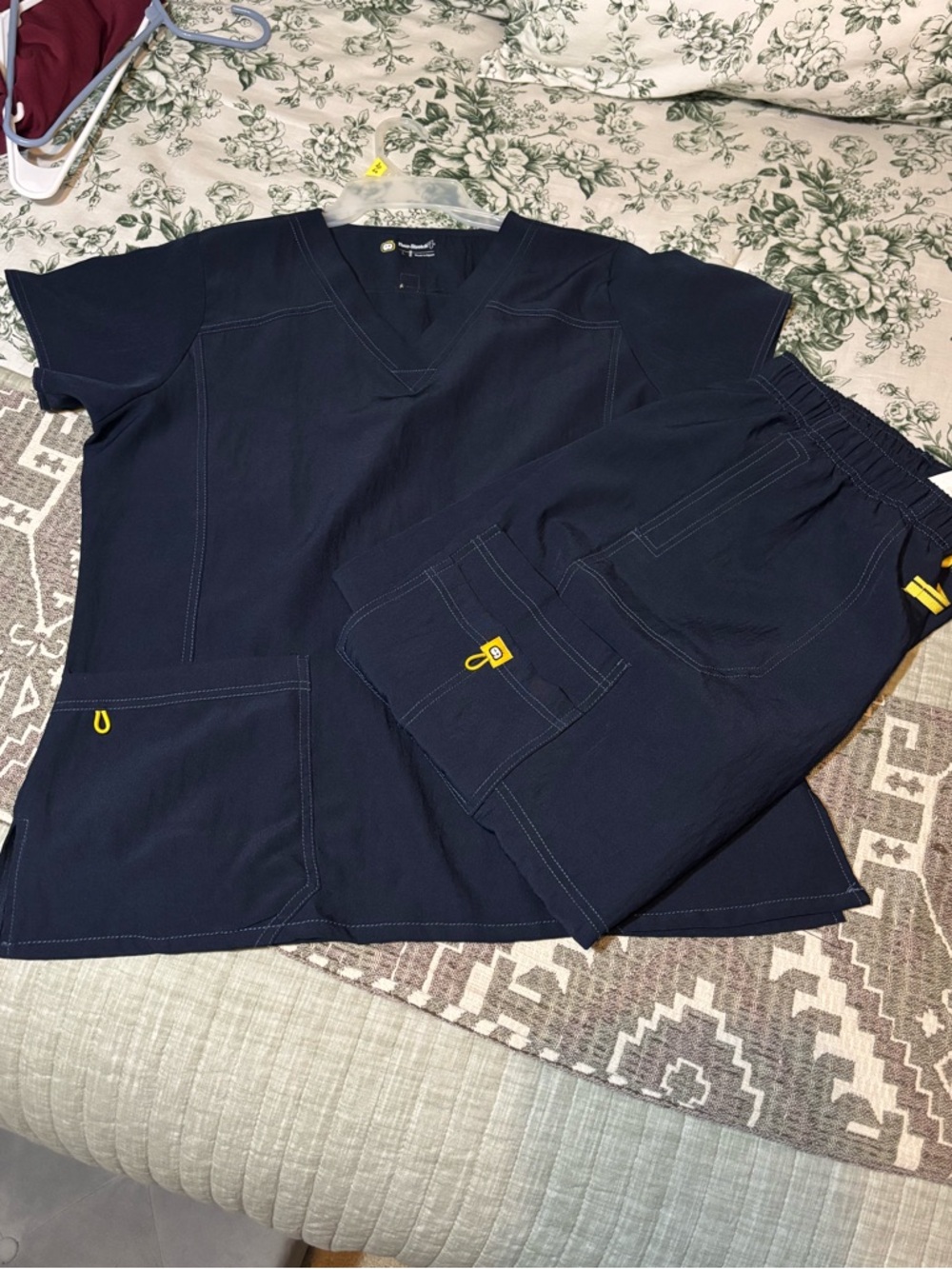 WonderWink Navy Four-Stretch Scrub Top and Wide leg Scrub Pants